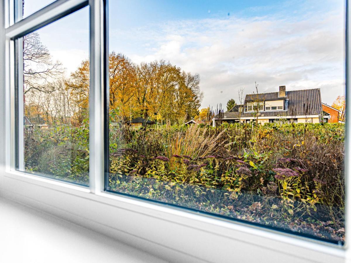 Charming Holiday Home In Nijverdal With Jacuzzi Kültér fotó