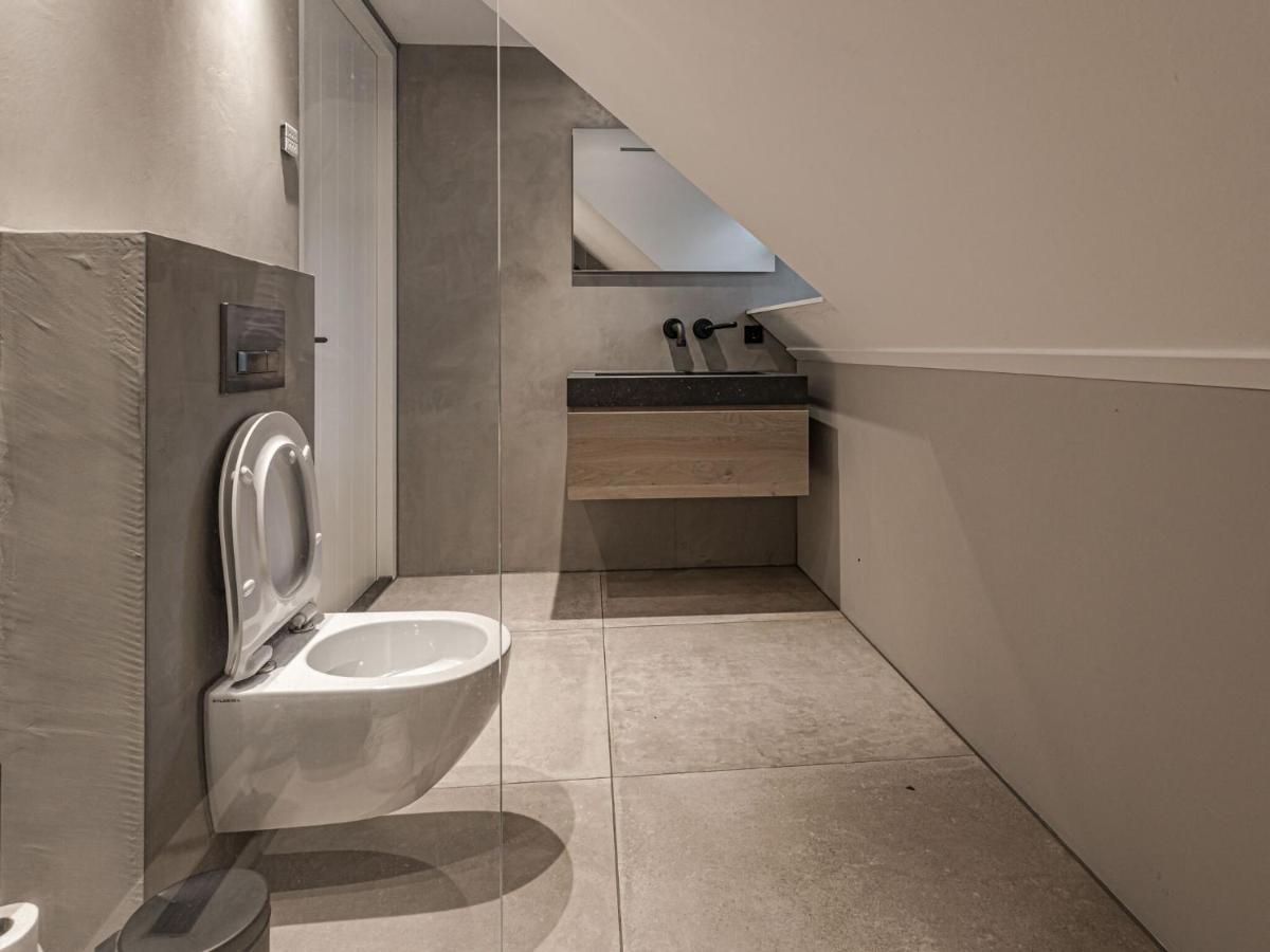 Charming Holiday Home In Nijverdal With Jacuzzi Kültér fotó