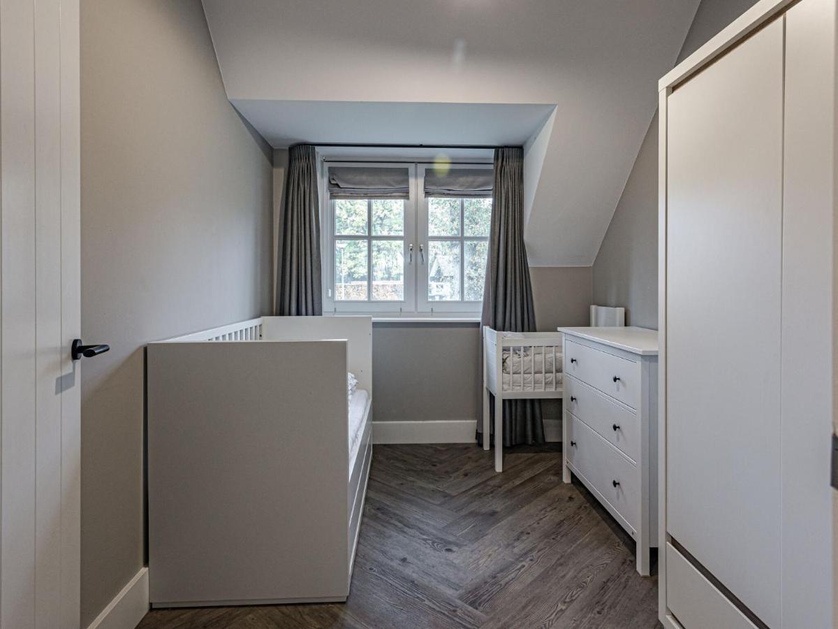Charming Holiday Home In Nijverdal With Jacuzzi Kültér fotó